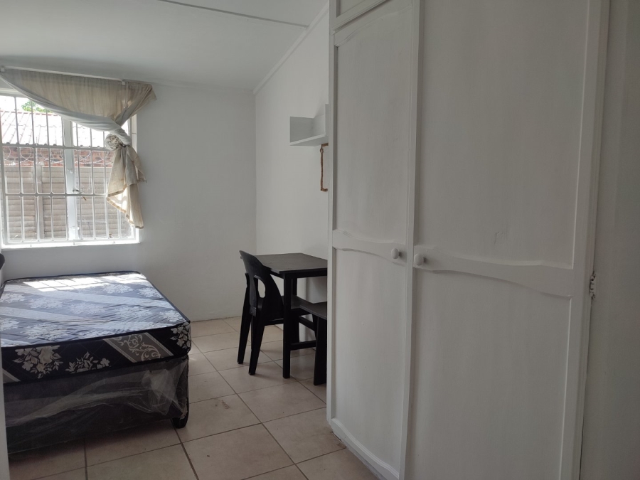 10 Bedroom Property for Sale in Brandwag Free State